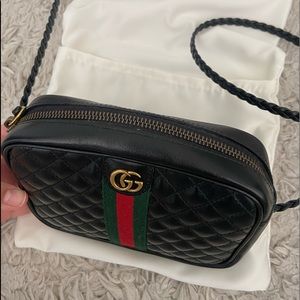 Gucci crossbody purse